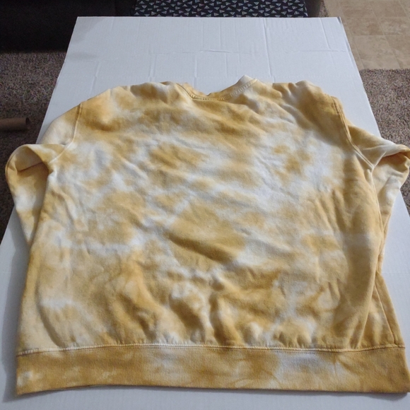 Size XXL yellow tye-dye Star Wars Baby Yoda sweater. Gently Used. - Picture 7 of 7